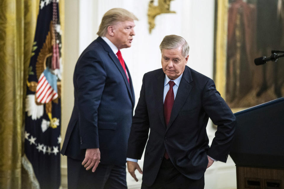 Donald Trump,Lindsey Graham (Manuel Balce Ceneta / AP file)