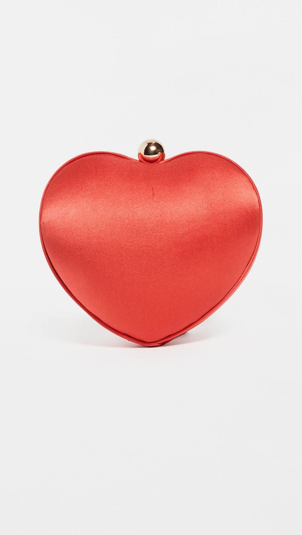 30) Heart Clutch