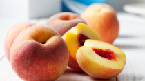 <p> Peaches are a great way to change up your fruit consumption, and they are delicious as a yoghurt topping for breakfast or mixed into salads for lunch. They have a water weight of 90 per cent, but are surprisingly filling thanks to their high fibre content. Keep the skin on - there is <a href="https://www.ncbi.nlm.nih.gov/pubmed/19857078" rel="nofollow noopener" target="_blank" data-ylk="slk:evidence;elm:context_link;itc:0;sec:content-canvas" class="link ">evidence</a> it contains antioxidants, which may ward off disease. </p>