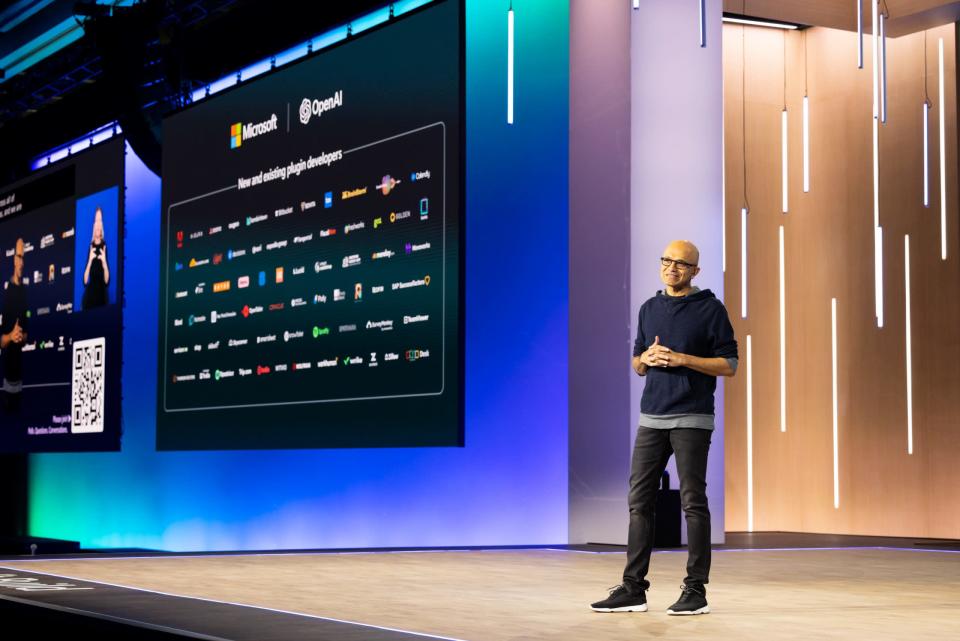 Microsoft apostará en grande por la IA con diversas alianzas