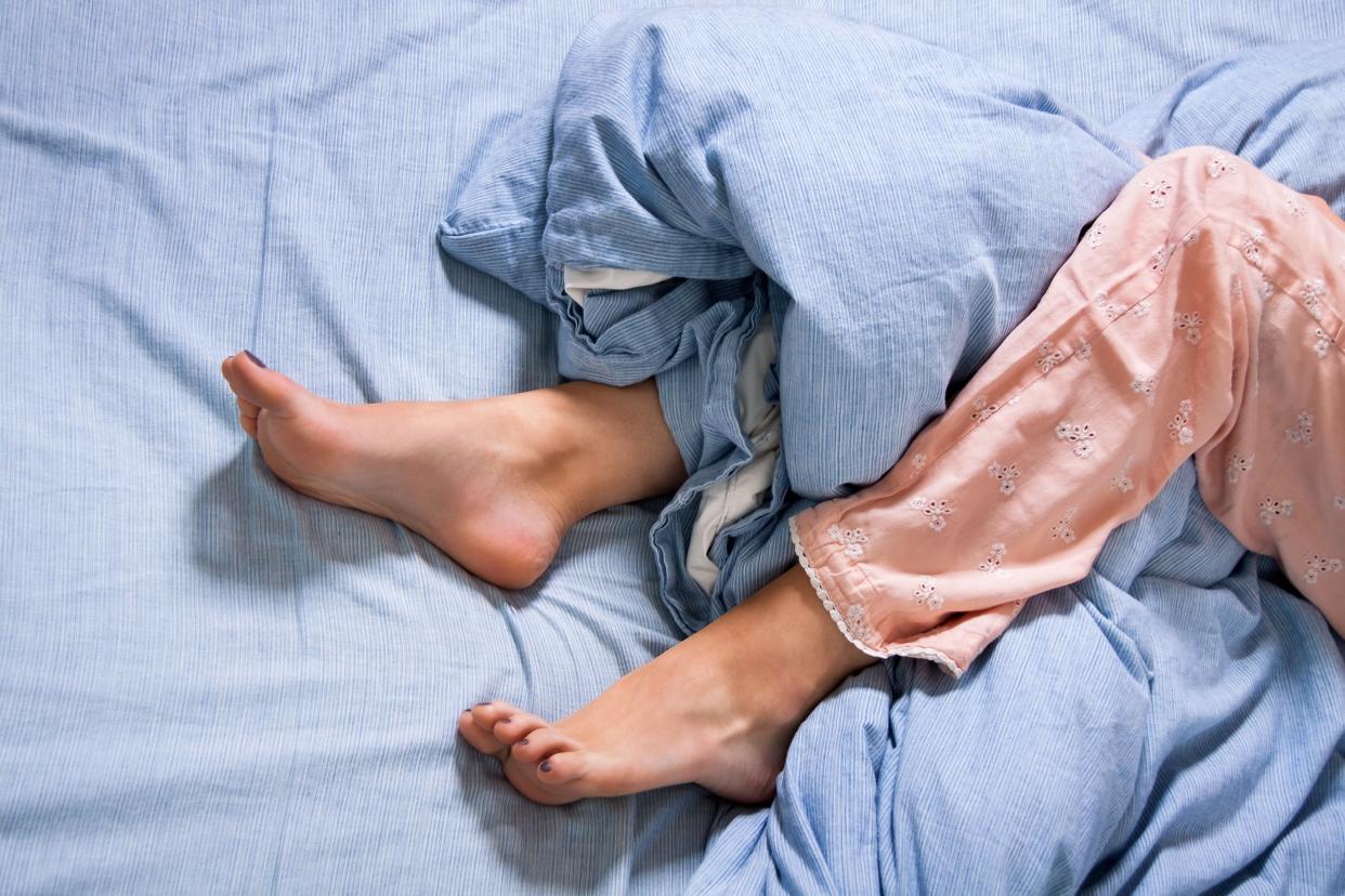 Restless legs in bed