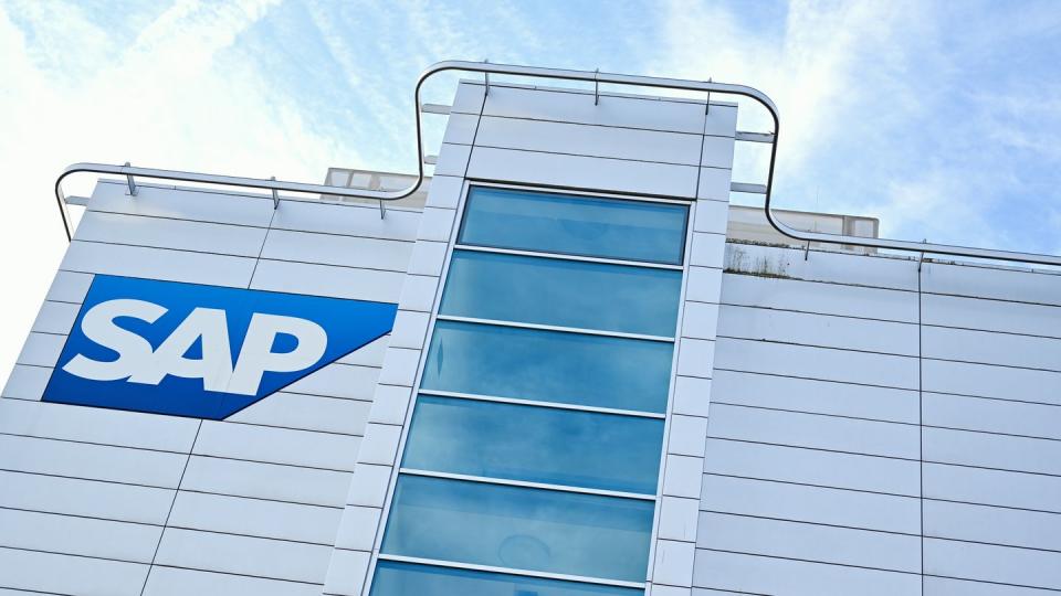 Unter dem Strich verdiente SAP 1,45 Milliarden Euro und damit fast zwei Drittel mehr als ein Jahr zuvor.