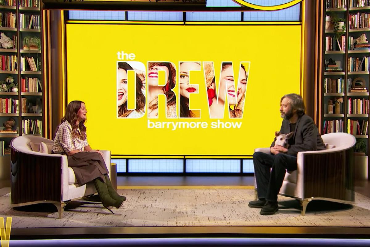 Drew Barrymore Nude Pussy - Drew Barrymore Says Interview with Ex Tom Green Was Unscripted: 'There Were  No Questions Prepared'