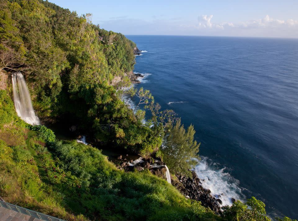 Hawaii’s Cliff-Top Waterfalling Estate