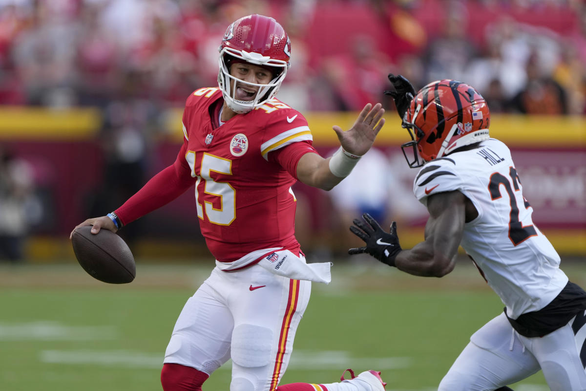 NFL Week 2 Live Updates: Chiefs-Bengals Rivalry Renewed in Kansas City, Justin Fields to Start Again for Steelers vs. Broncos