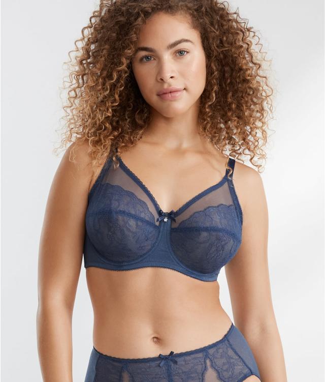 No Sag Bra: Defying Gravity in Lingerie Fashion