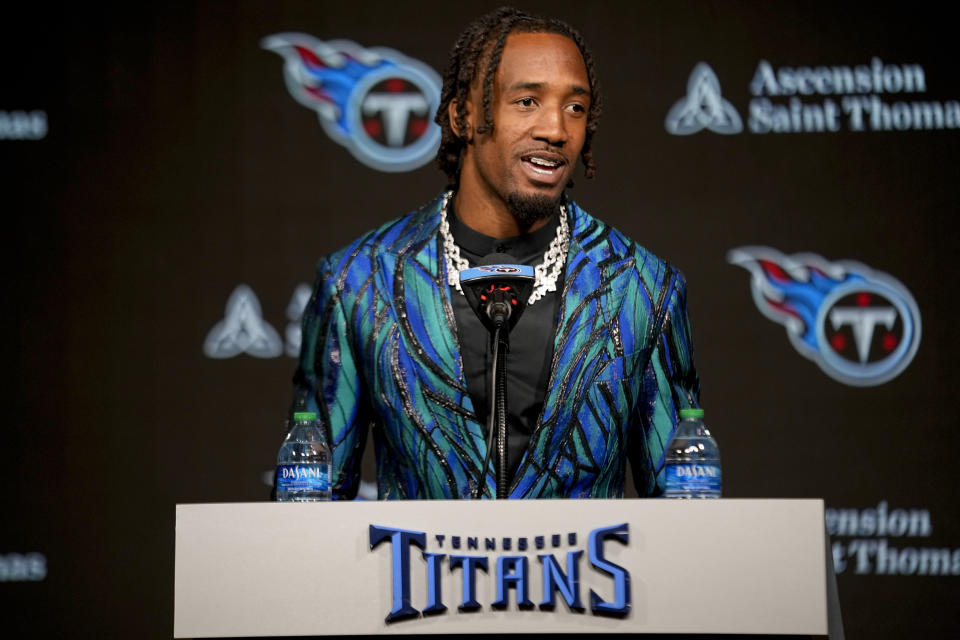 Tennessee Titans cornerback L'Jarius Sneed responds to questions from reporters at the NFL football team's training facility Tuesday, April 2, 2024, in Nashville, Tenn. Sneed was acquired by the Titans through a trade with the Kansas City Chiefs. (AP Photo/George Walker IV)