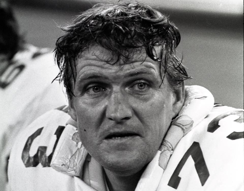 PITTSBURGH - NOVEMBER 20:  Offensive lineman Ralph Neely #73 of the Dallas Cowboys looks on from the sideline during a game against the Pittsburgh Steelers at Three Rivers Stadium on November 20, 1977 in Pittsburgh, Pennsylvania.  (Photo by George Gojkovich/Getty Images)