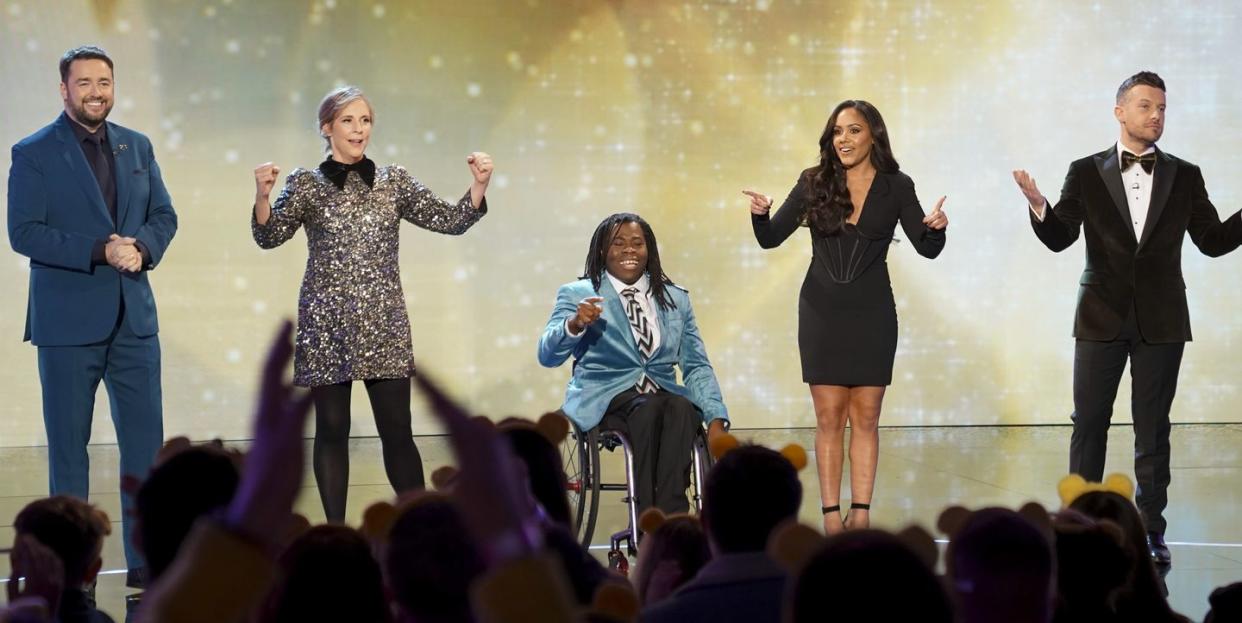 jason manford, mel giedroyc, ade adepitan mbe, alex scott mbe, chris ramsey, children in need 2022