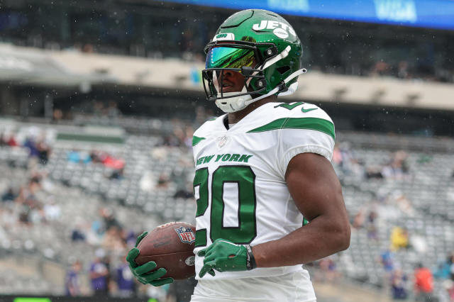 Fantasy football rookie rankings 2022: Breece Hall headlines top