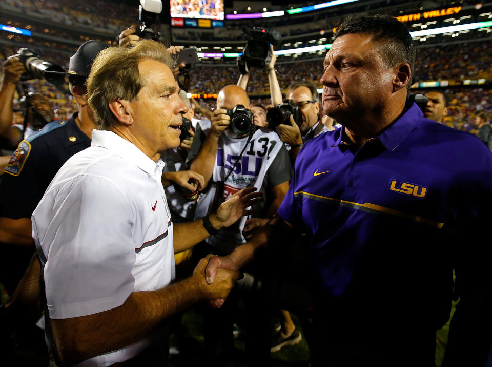 BATON ROUGE, LA - NOVEMBER 05:  Head coach Nick Saban of the Alabama Crimson Tide shakes hands with head coach Ed Orgeron of the LSU Tigers after their 10-0 win at Tiger Stadium on November 5, 2016 in Baton Rouge, Louisiana.  (Photo by Kevin C. Cox/Getty Images)