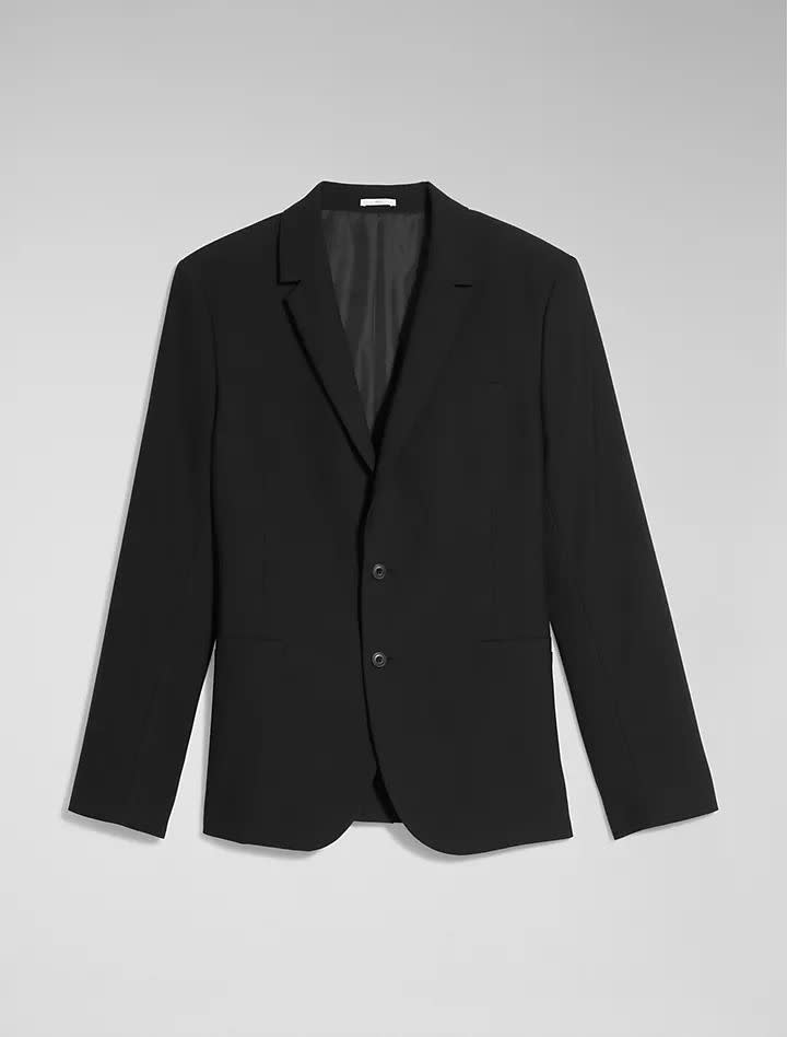 <p><a href="https://go.redirectingat.com?id=74968X1596630&url=https%3A%2F%2Fwww.calvinklein.us%2Fen%2Frefined-stretch-blazer%2F196806941088.html&sref=https%3A%2F%2Fwww.menshealth.com%2Fstyle%2Fg39453380%2Fbest-blazers-for-men%2F" rel="nofollow noopener" target="_blank" data-ylk="slk:Shop Now;elm:context_link;itc:0;sec:content-canvas" class="link ">Shop Now</a></p><p>Refined Stretch Blazer</p><p>Calvin Klein</p><p>$269.00</p>