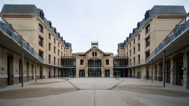 The courtyard of La Caserne.<p>Photo: Nicolas Thouvenin/Courtesy of La Caserne</p>