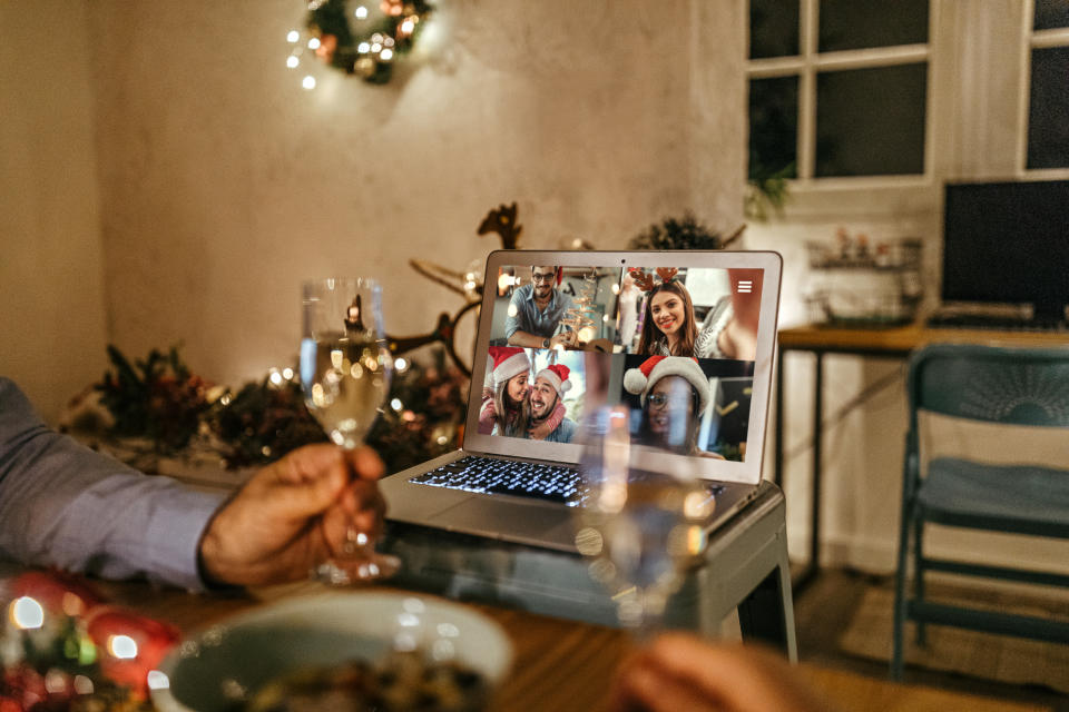 Auf den Anblick unserer engsten Freunde müssen wir an Weihnachten mit Vidoe-Calls nicht verzichten. (Bild: Getty Images)