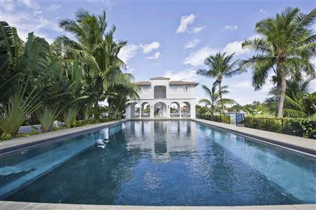 The pool house and pool of the waterfront mansion on Palm Island in Miami Beach, once owned by notorious gangster Al Capone, is shown in this handout photo provided by One Sotheby's International Realty February 8, 2014. REUTERS/One Sotheby's International Realty/Handout via Reuters