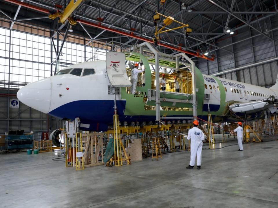 Boeing 767-300ER cargo conversion