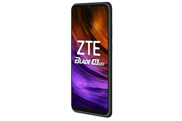 Celular para capturar momentos. El ZTE Blade A5 Plus cuenta con una cámara frontal de 5 MP y doble cámara principal de 13 MP y 2MP. Además, tiene 2 GB de RAM y 32GB de almacenamiento interno expandible. Precio: 31.999 pesos