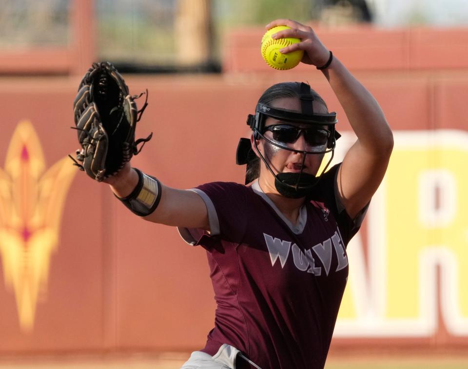 Desert Mountain's Lilly Goodwin (16) pitches against Willow Canyon during the 5A softball championship at Farrington Softball Stadium in Tempe on May 15, 2023.