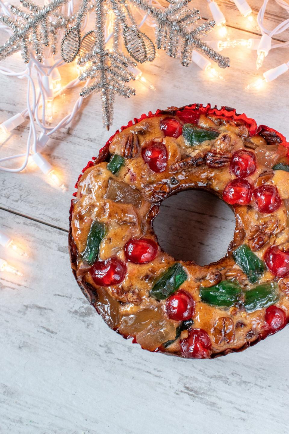 Doorstop jokes aside, not all fruitcakes are awful.