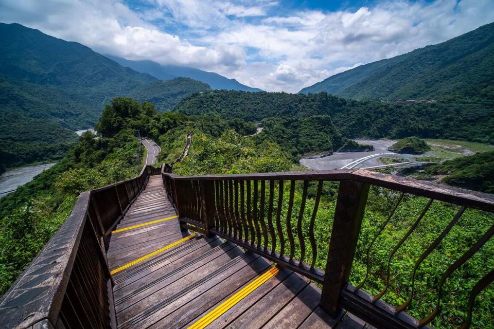 小長城木棧步道（圖片來源：茂林國家風景區）