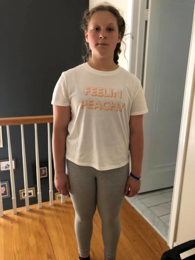 Girl, 11, dress coded for wearing leggings to school - Yahoo Sports