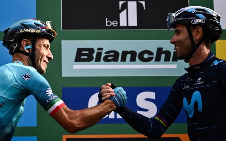 <span class="article__caption">Nibali and Valverde were at the center of the startline ceremonies Saturday.<br> </span>