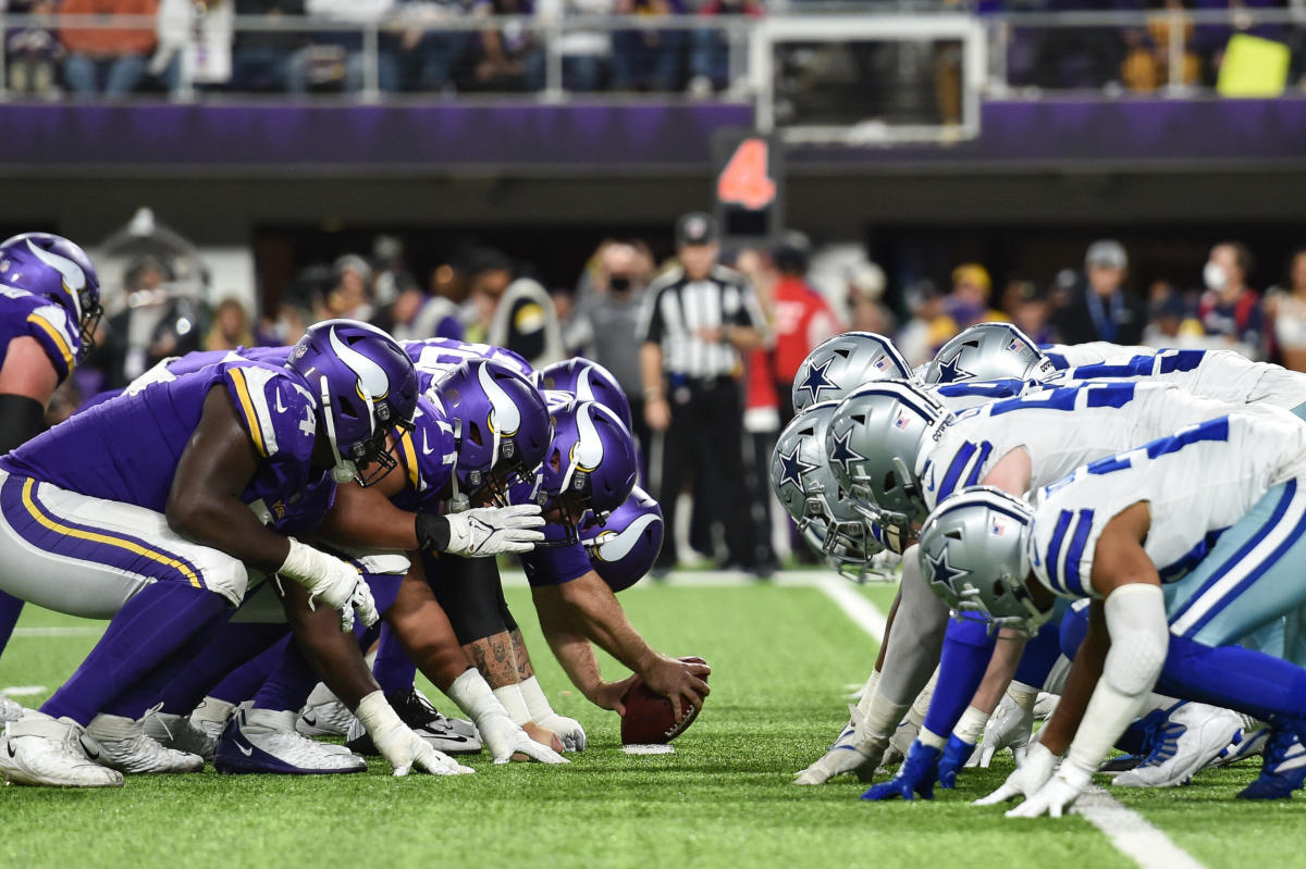 Cowboys destroy 8-1 Vikings