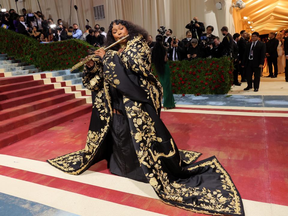 Lizzo attends the 2022 Met Gala.