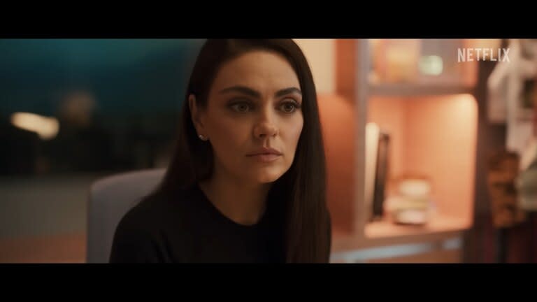 Mila Kunis en el papel de Ani FaNelli en La chica que lo tenía todo, de Netflix (Foto: Captura de video)