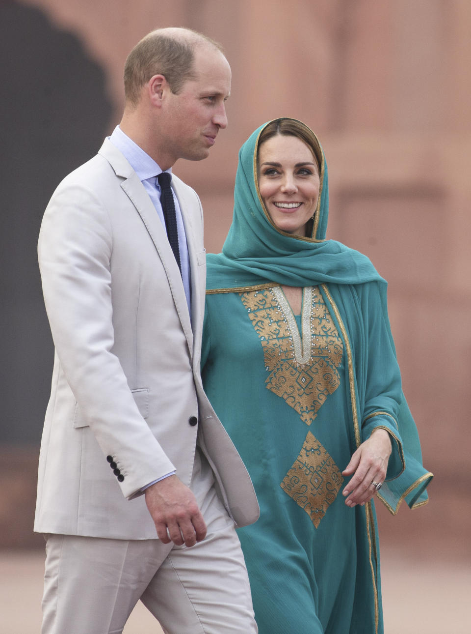 The Duke and Duchess of Cambridge are pictured during a visit to Badshahi Mosque, Lahore, on the fourth day of the royal visit to Pakistan. Source: Arthur Edwards/The Sun/PA Wire