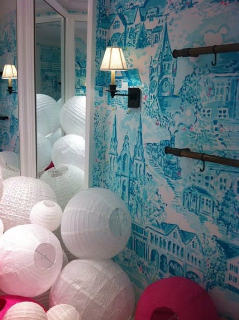 5 Walls Decorated with Toile