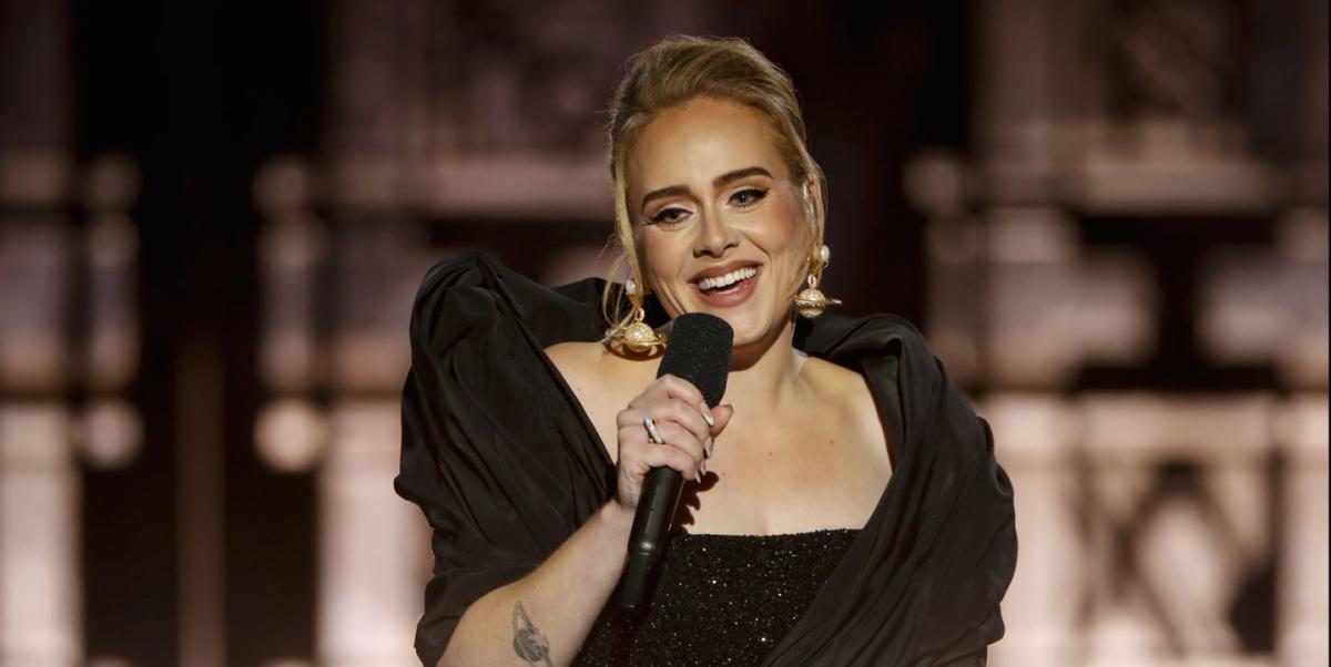 Adele FaceTimed With Disappointed Fans After Postponing Las Vegas Residency