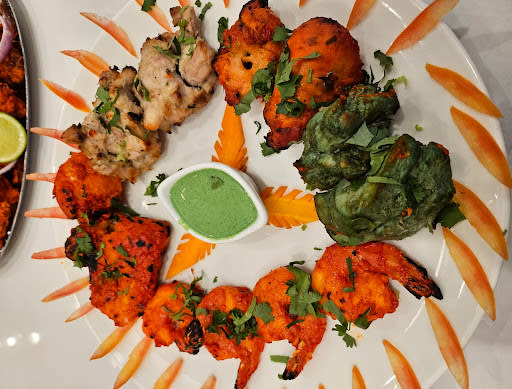 anjana - tandoori platter