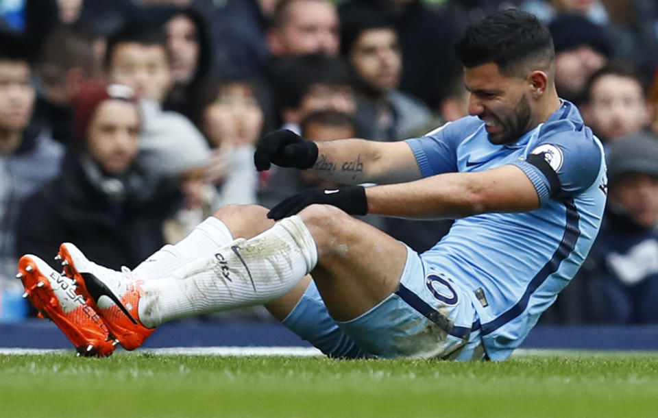 Britain Football Soccer - Manchester City v Chelsea - Premier League - Etihad Stadium - 3/12/16 Manchester City's Sergio Aguero Reuters / Phil Noble Livepic EDITORIAL USE ONLY. No use with unauthorized audio, video, data, fixture lists, club/league logos or "live" services. Online in-match use limited to 45 images, no video emulation. No use in betting, games or single club/league/player publications. Please contact your account representative for further details.