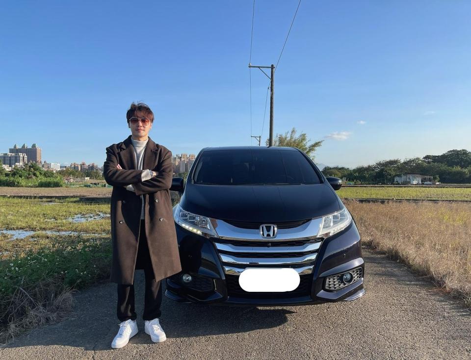 ▲▼跟隨黃文星征戰天南地北的是愛駒Honda Odyssey，陪伴他一路拍戲及全家旅行。