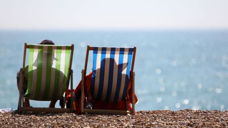El verano tiene muchos beneficios para nuestro organismo y también para nuestro cerebro, pero no todo son alegrías