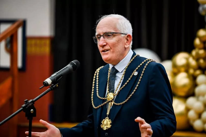 The Mayor with the ceremonial chains we associate with the office