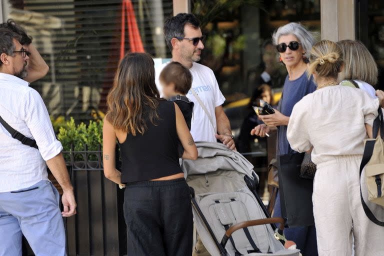 Calu Rivero suele mostrar el crecimiento de su hijo desde la casa que comparte con su pareja en José Ignacio, en donde la naturaleza es protagonista