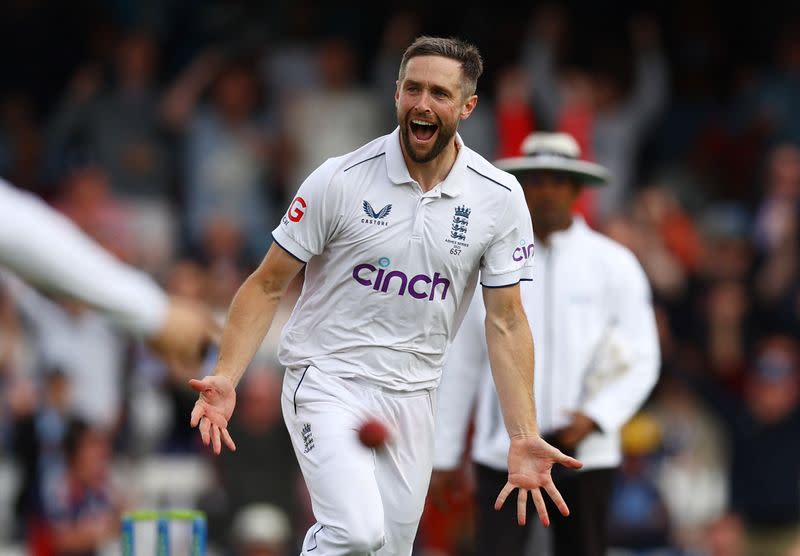 FILE PHOTO: Ashes - Fifth Test - England v Australia