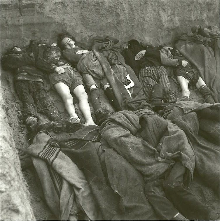 <span class="caption">Casualties of the tragedy.</span> <span class="attribution"><span class="source">Imperial War Museum Image Collection</span></span>