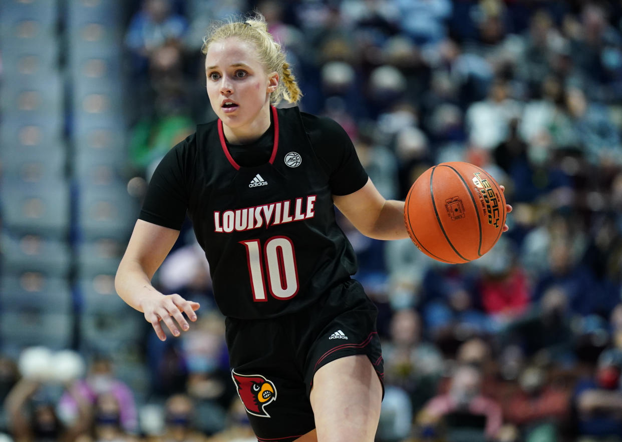 Louisville guard Hailey Van Lith is averaging 21.7 points, 5.3 rebounds and shooting 49.1% over three games to start the season.  (David Butler II/USA TODAY Sports)