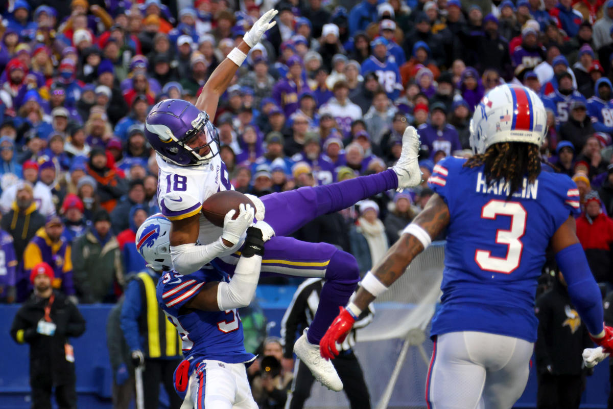 Bills' Stefon Diggs is Top 5 in the league: Vikings' Justin Jefferson