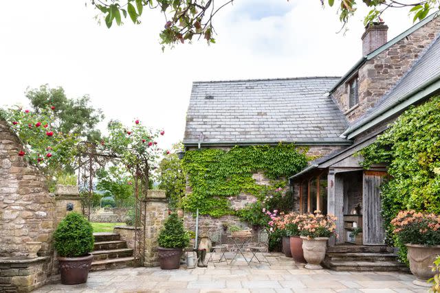 <p>Airbnb Community</p> DUFFRYN MAWR COUNTRY HOUSE