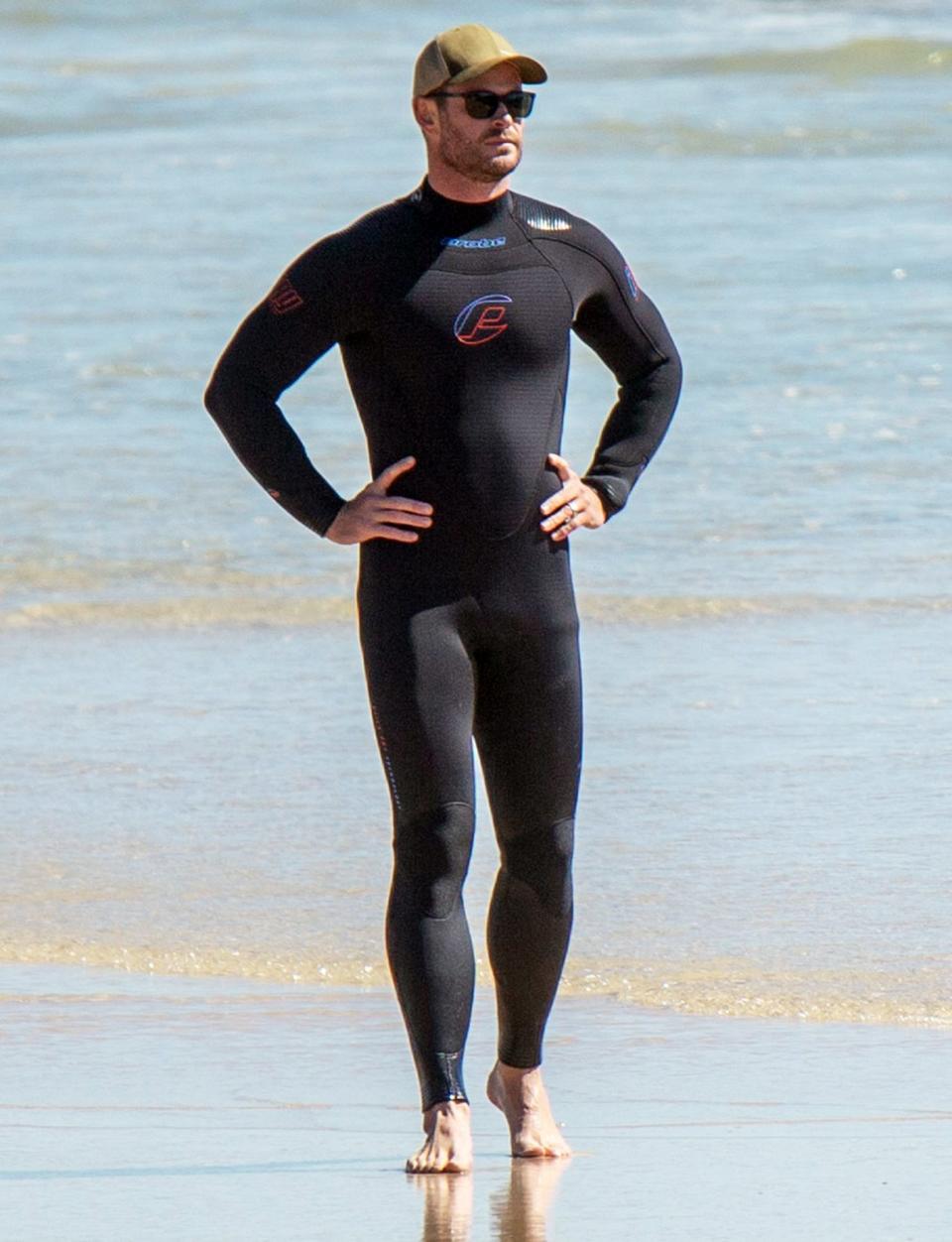 <p>Chris Hemsworth takes a scuba diving lesson in Byron Bay, Australia on Wednesday.</p>