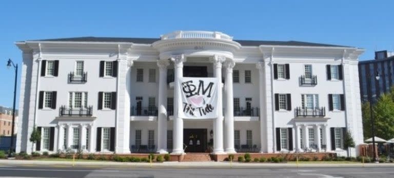 Best Sorority House: Phi Mu