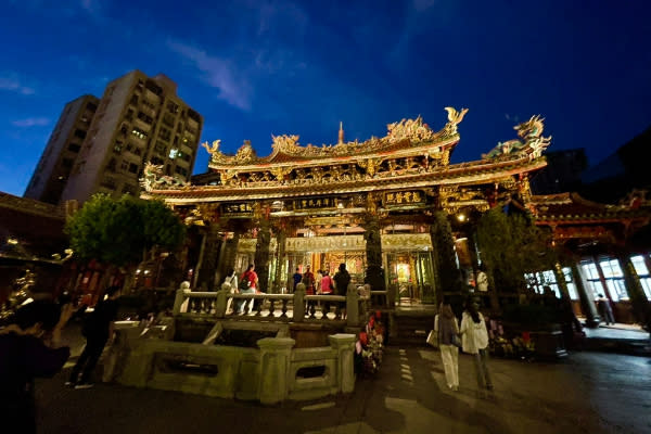 艋舺龍山寺（圖片來源：艋舺龍山寺）