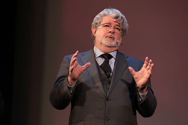 <p>El creador de Star Wars vendió Lucasfilm a Disney por US$3.71 mil millones y donó todo este dinero a la caridad, incluida la Fundación Educativa George Lucas, el Stand Up to Cancer y Make-A-Wish Foundation.<em> Foto:</em> <em>Elisabetta Villa/Stringer/Getty Images</em> </p>