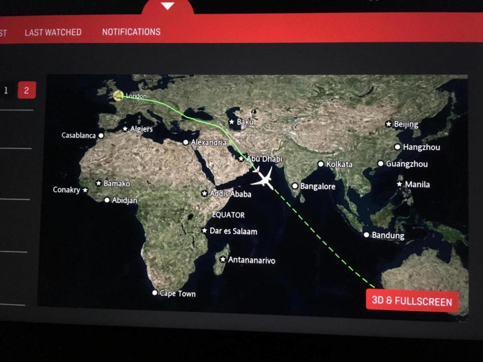 Globe shrinking: Moving map on Qantas flight 10