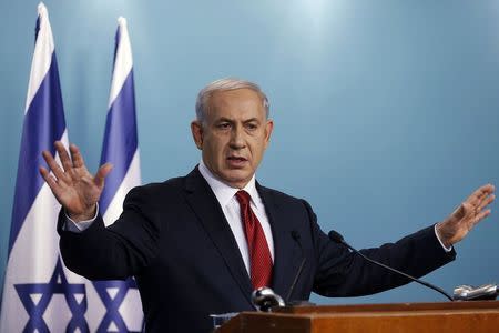 Israel's Prime Minister Benjamin Netanyahu delivers a statement to the media in Jerusalem November 18, 2014. REUTERS/Baz Ratner
