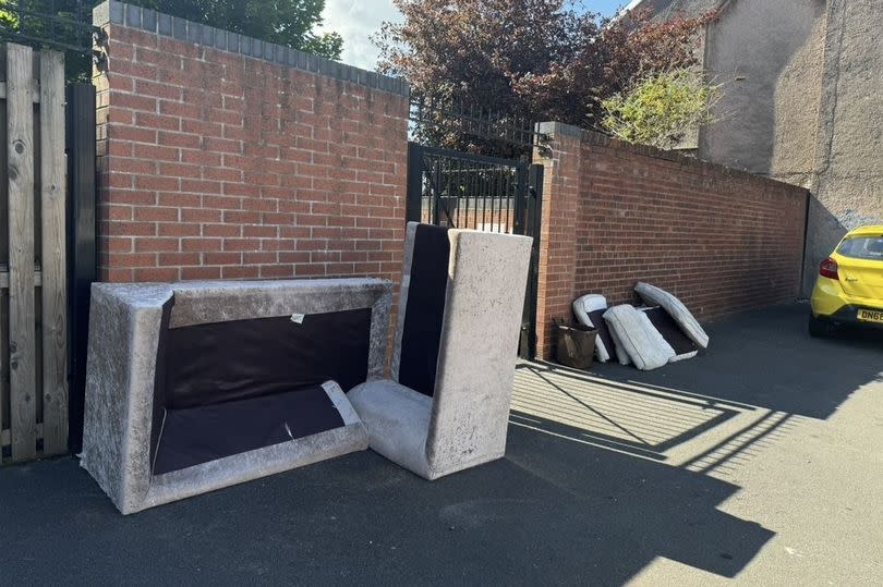 A sofa on Cathays Terrace earlier this week -Credit:Ellie Gosley